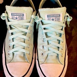 Size 10 converse (women) Teal